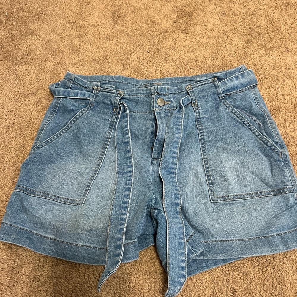 Womans shorts